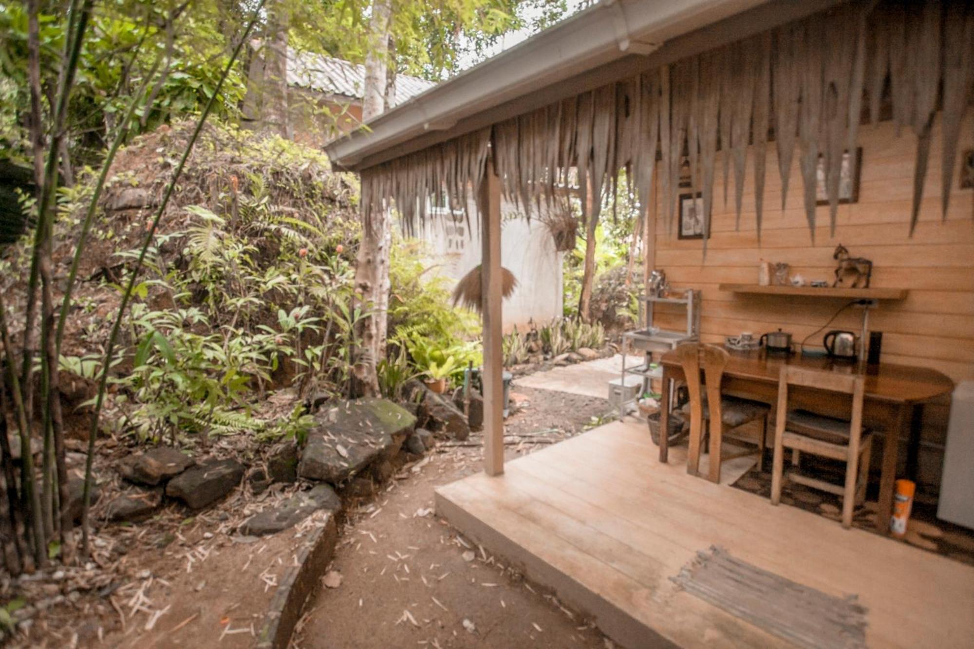 Cozy Huts Hotel Трат Стая снимка